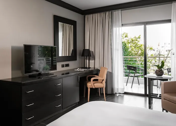 Resort: Intercontinental Malta By Ihg